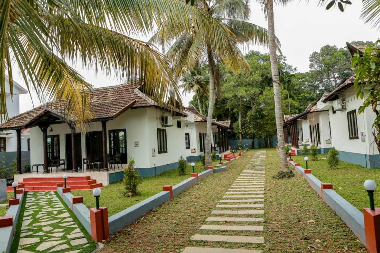 Winterfeel Venice Resort Alappuzha Bagian luar foto