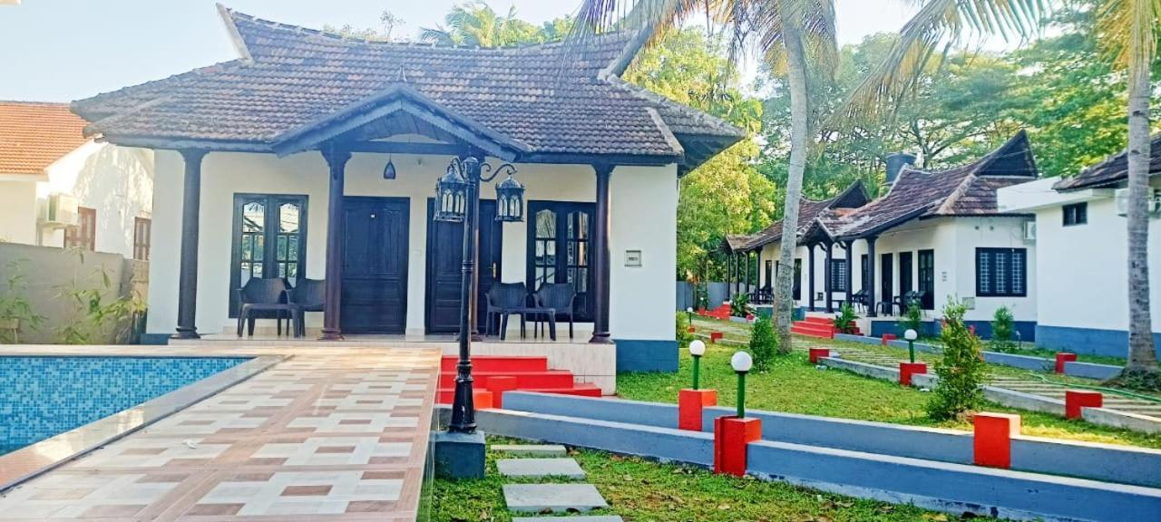 Winterfeel Venice Resort Alappuzha Bagian luar foto